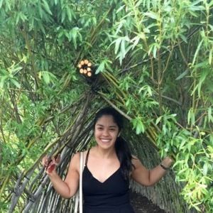 Meet your Posher, Carolina